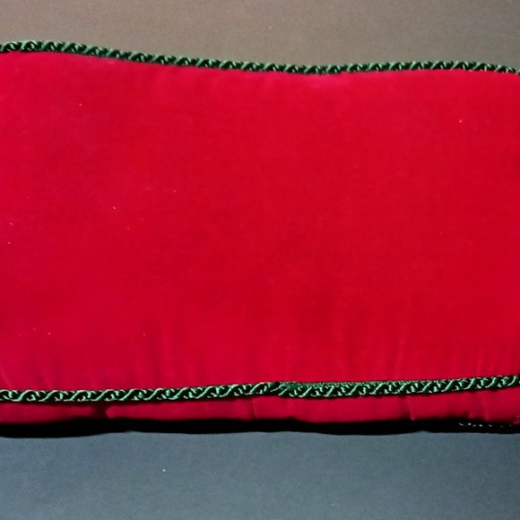 Christmas Holiday Red Velvet Holly Berries Friendship Pillow Hallmark 12 x 7 NWT - Picture 2 of 4